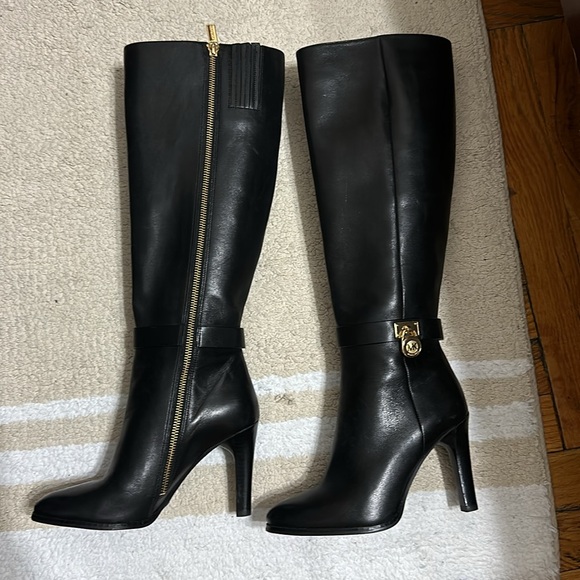 Michael Kors real leather heel boots - Picture 3 of 9